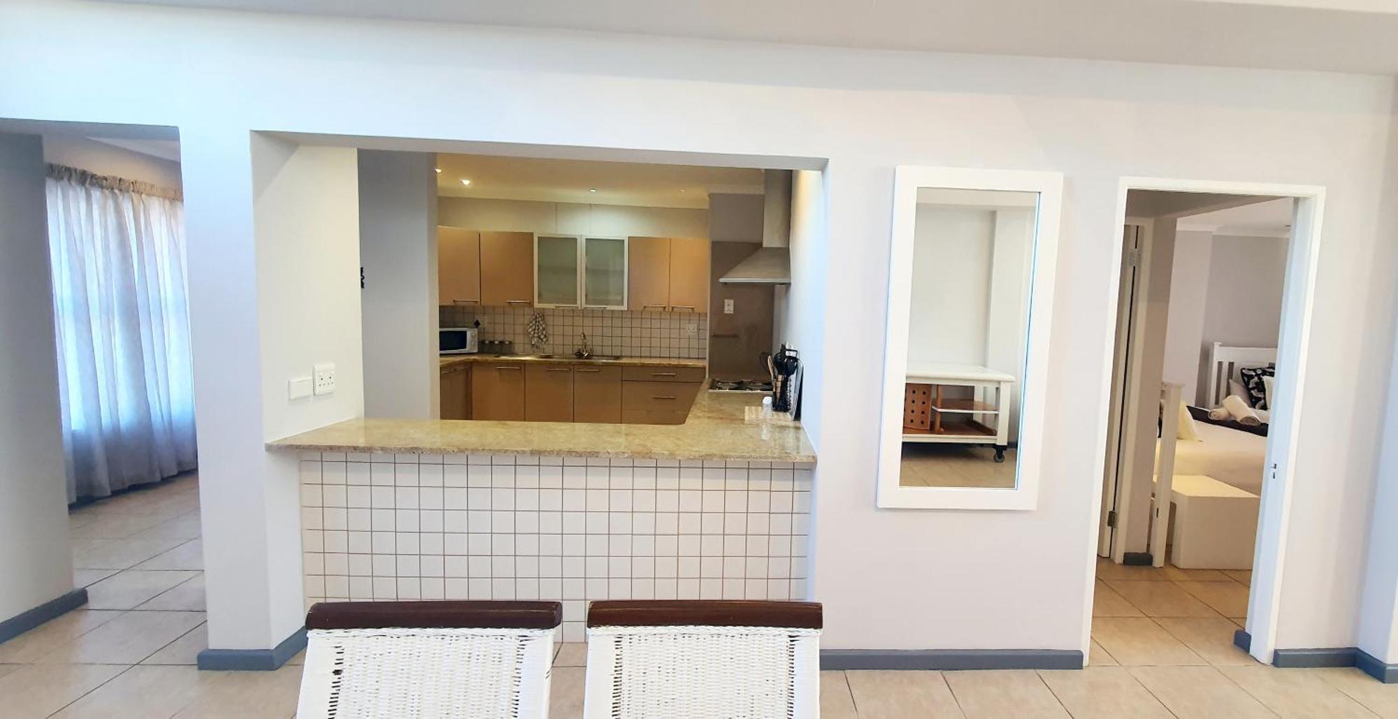 Point Village Hotel And Self Catering Мозел Бей Екстериор снимка