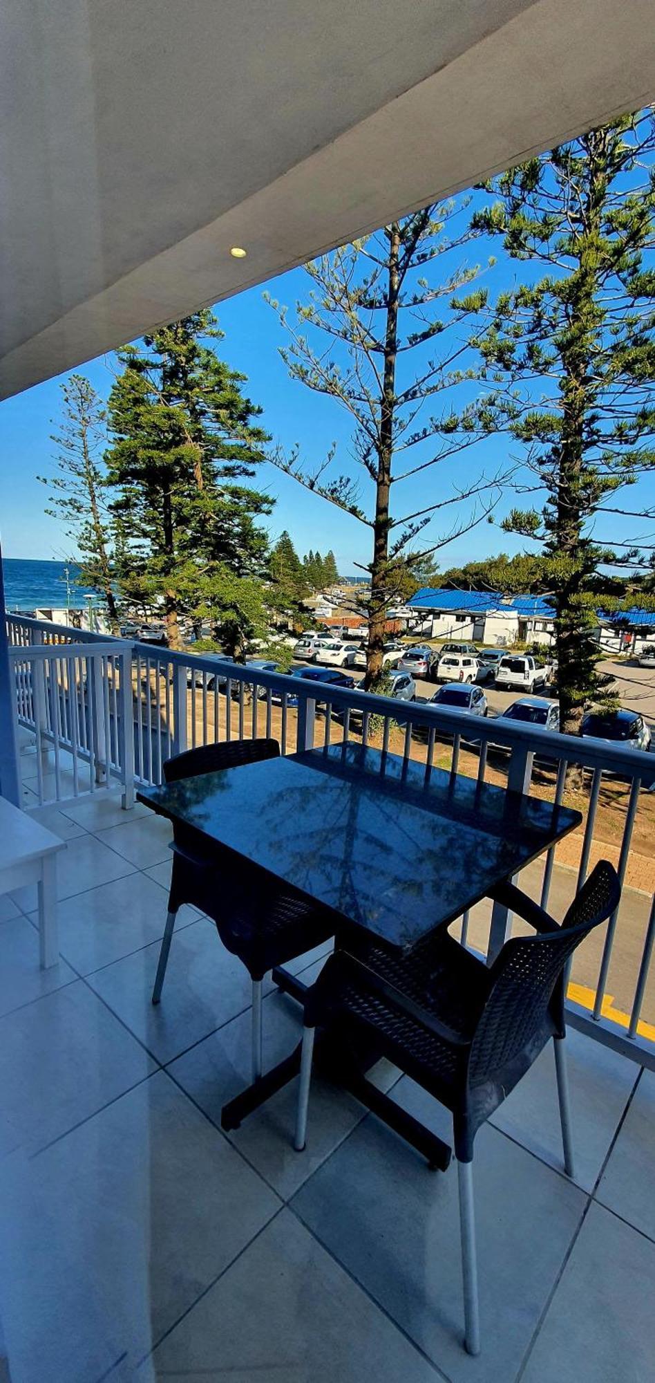 Point Village Hotel And Self Catering Мозел Бей Екстериор снимка